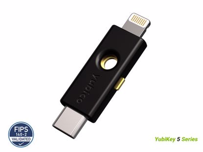 Fotografija izdelka Varnostni ključ Yubico YubiKey 5Ci FIPS, USB-C in Lightning, črn