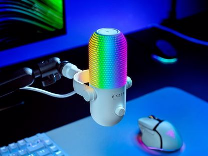Fotografija izdelka Mikrofon Razer Seiren V3 Chroma, bel